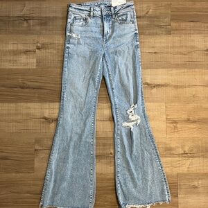 American Eagle Super High Rise Flare Jeans NWT